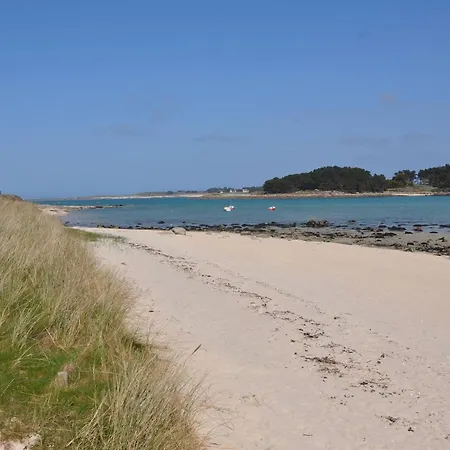 Nyaraló Superbe Avec Wifi Et Grand Jardin A 300m De La A L'ile Grande, Proche Club Nautique - Fr-1-368-129