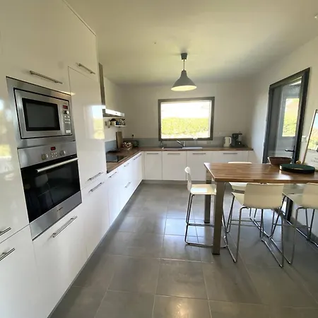 Nyaraló Superbe Avec Wifi Et Grand Jardin A 300m De La A L'ile Grande, Proche Club Nautique - Fr-1-368-129
